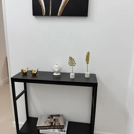 Mariantonia Appartament And בית הארחה *